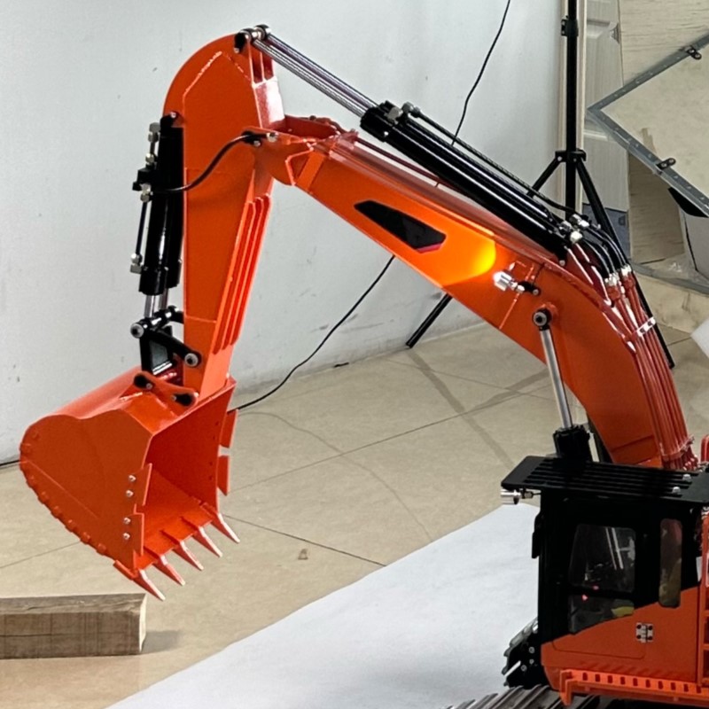 Rc Hobby Excavator - 1/8 Metal Ripper of 385CF RC